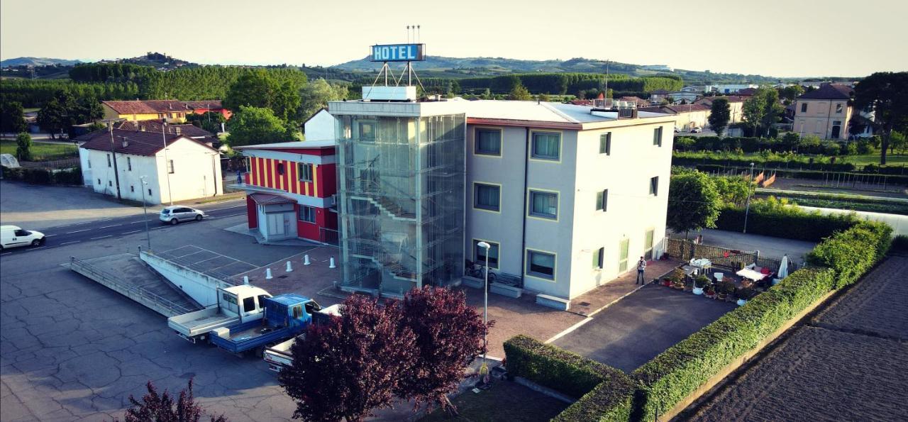 Hotel Medea (Adults Only) Alba  Zewnętrze zdjęcie