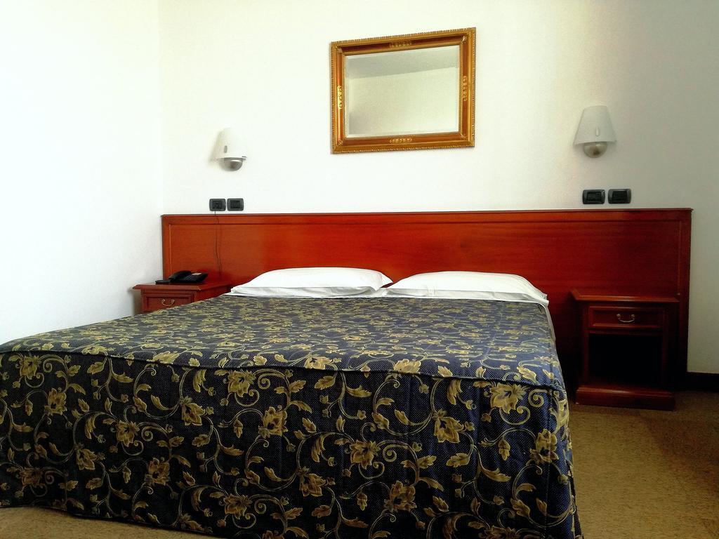 Hotel Medea (Adults Only) Alba  Zewnętrze zdjęcie