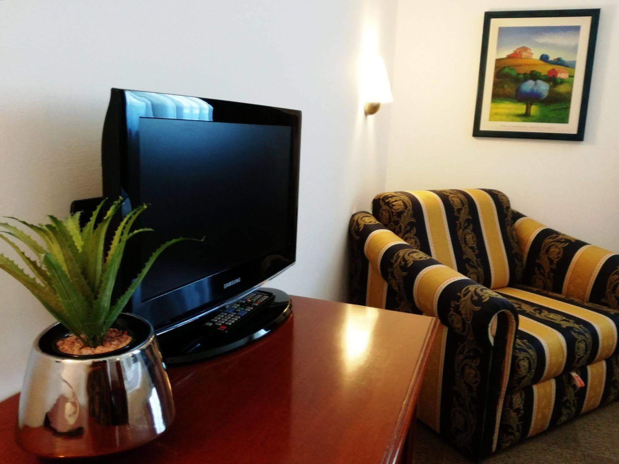Hotel Medea (Adults Only) Alba  Zewnętrze zdjęcie