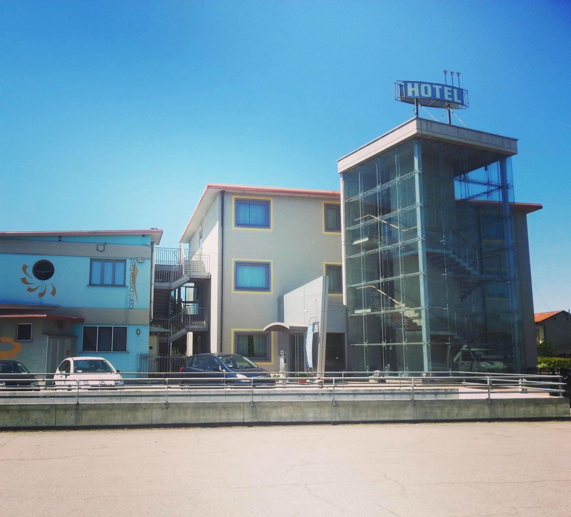 Hotel Medea (Adults Only) Alba  Zewnętrze zdjęcie